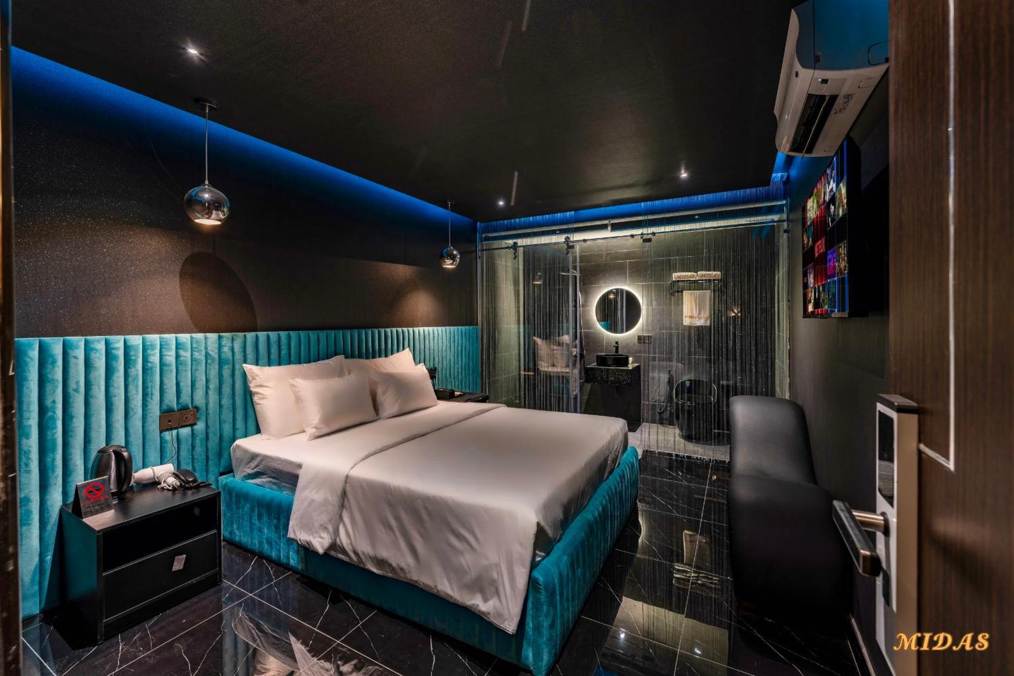 Midas Hotel 2 Ho Chi Minh City Exterior photo