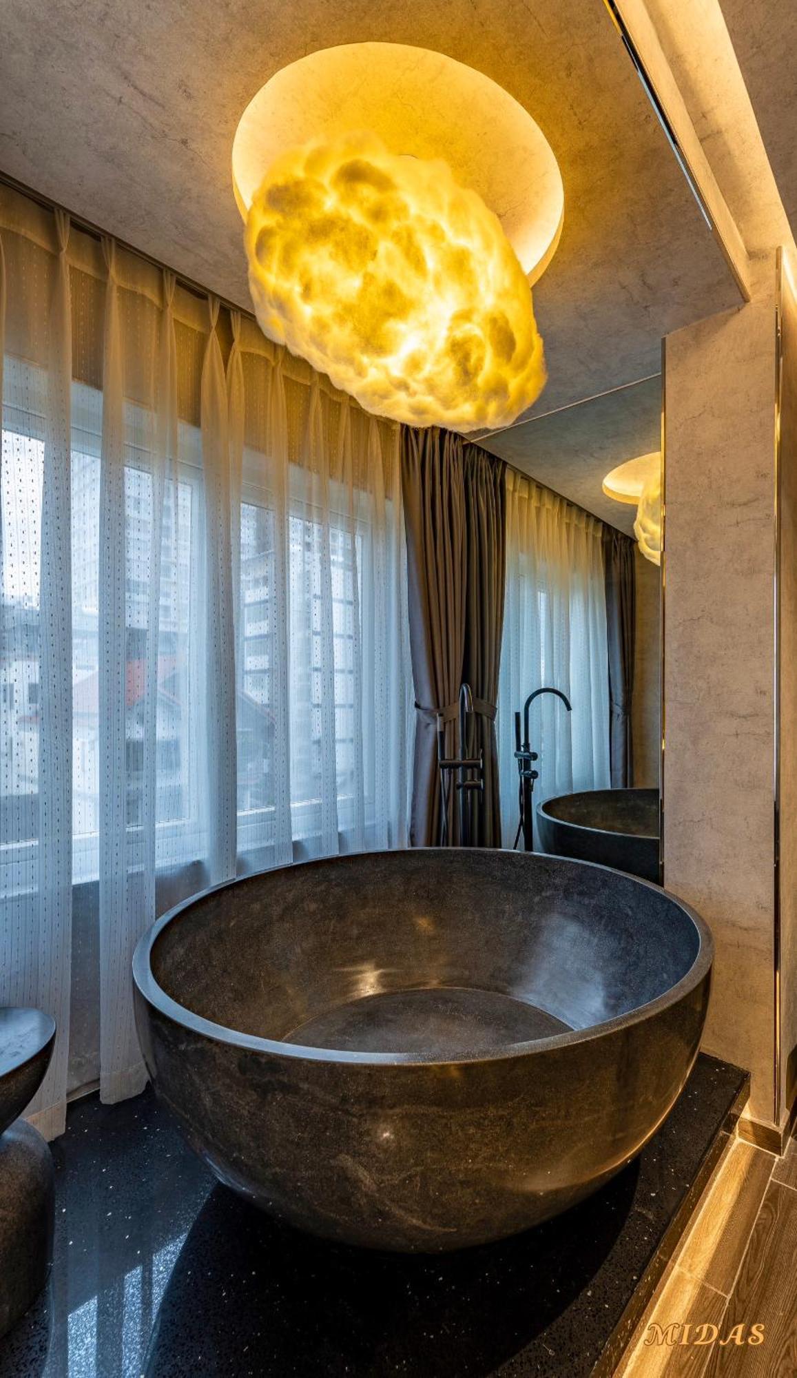 Midas Hotel 2 Ho Chi Minh City Exterior photo